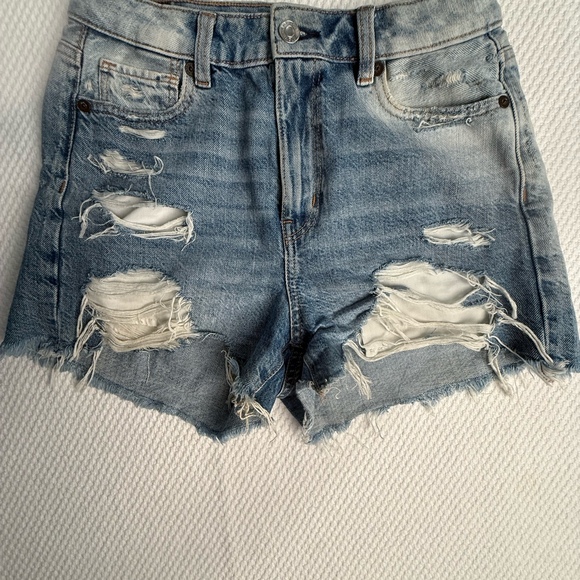 American Eagle Outfitters Distressed Denim Shorts – Size 0 – Light Wash - Picture 1 of 5